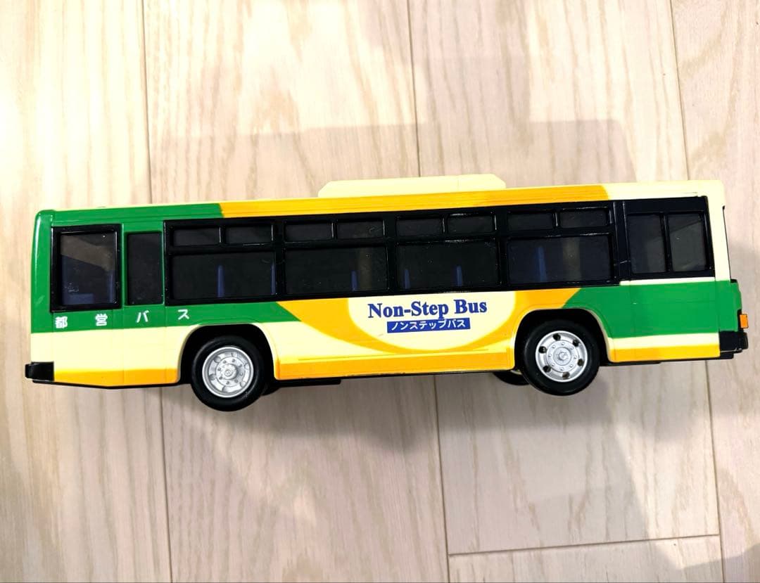 子供大好き！トイコー最強4点セット 山手線都バスこまち