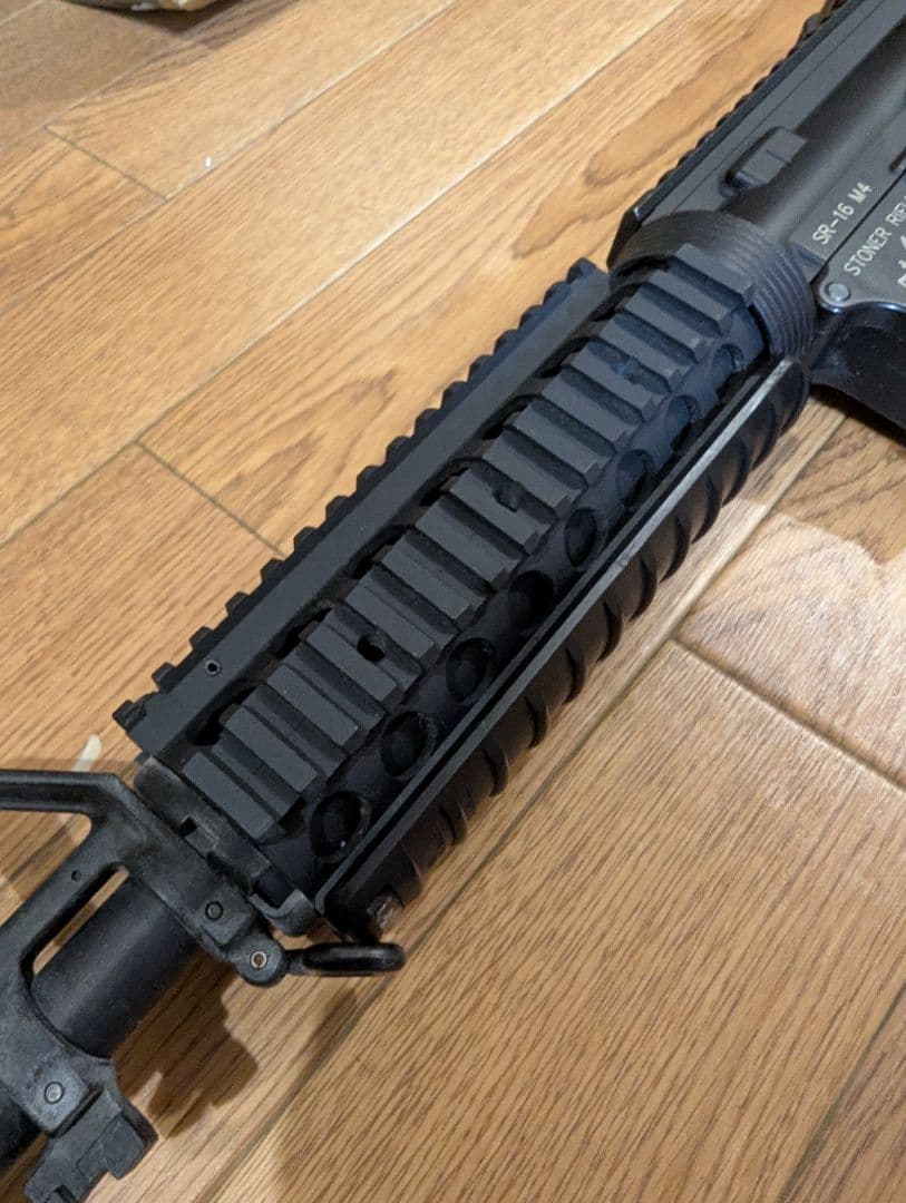 東京マルイ　ナイツ　SR-16 M4カービン