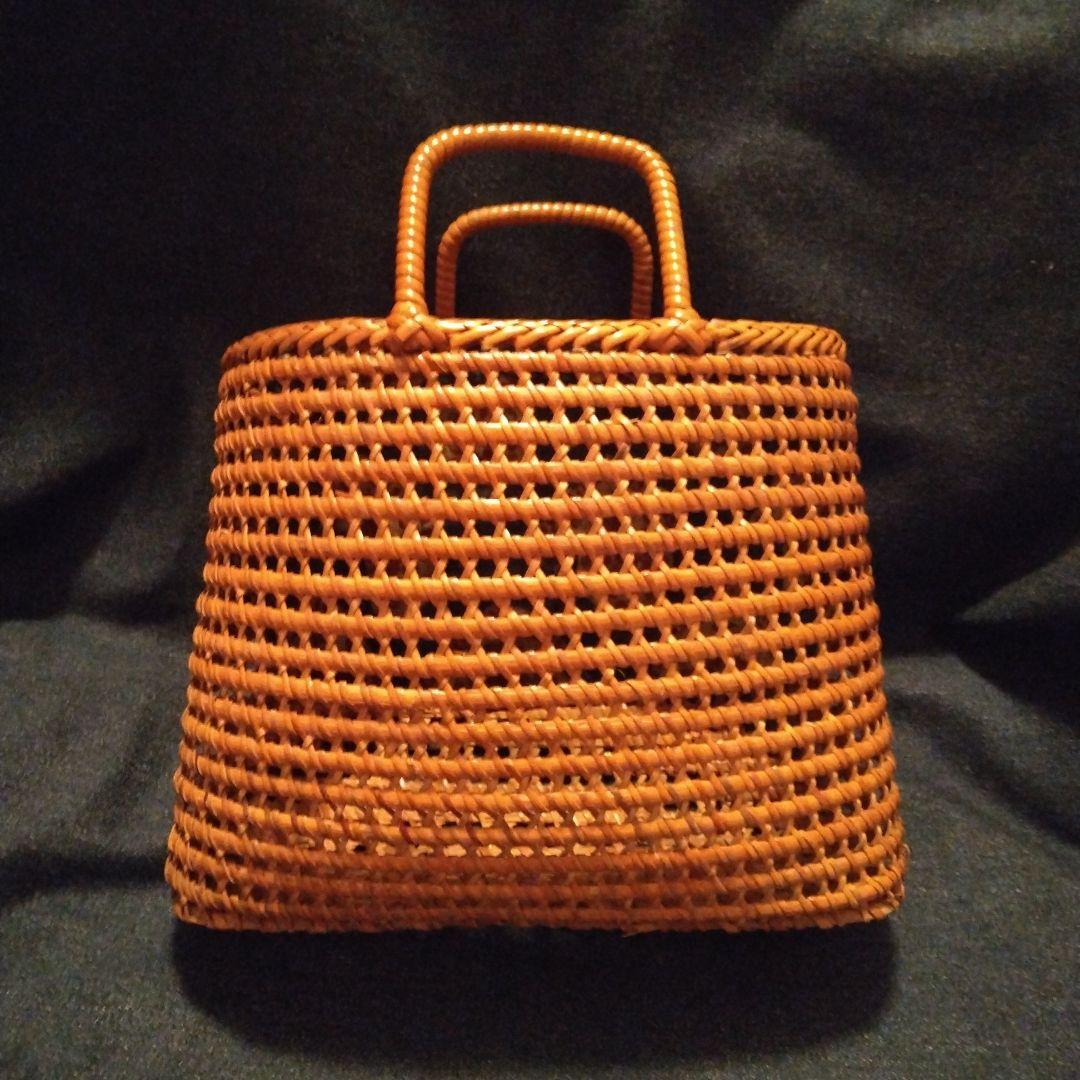 戦前の手提げバック　竹製？ 骨董　和更紗　中古品　アンティーク　着物 戦前の手提げバック 竹製？ 骨董 和更紗 中古品 アンティーク 着物