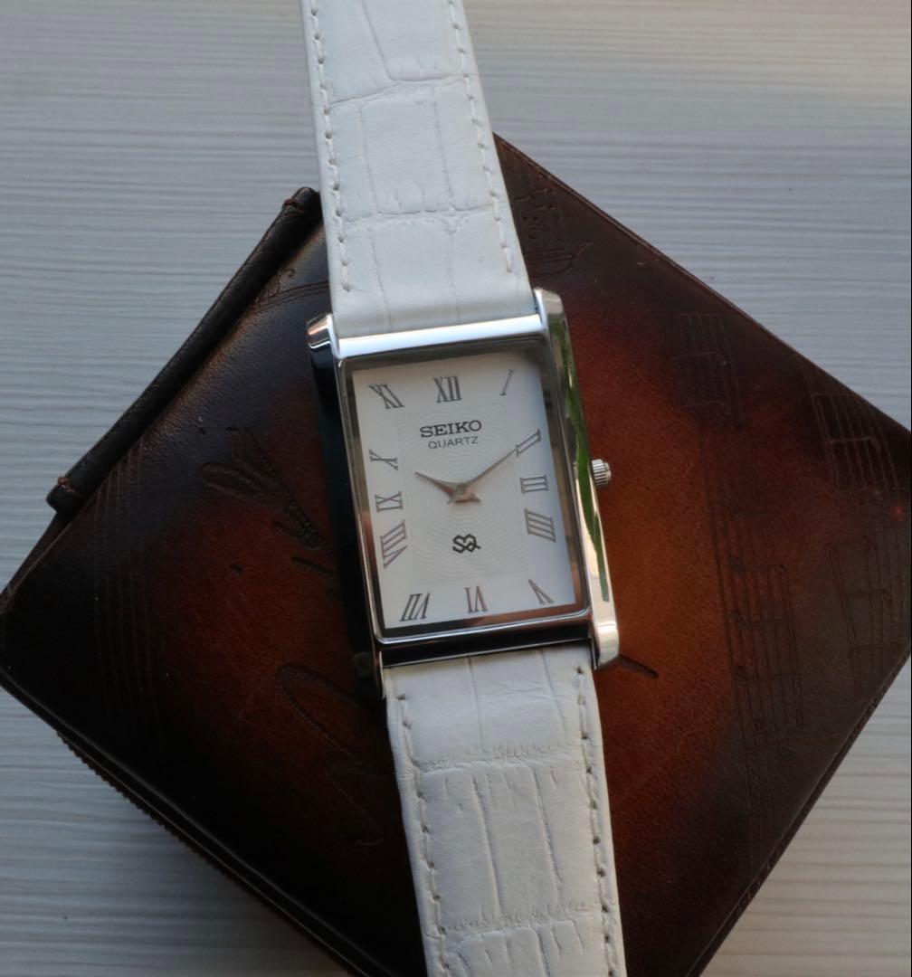 SEIKO tank 白×銀 レクタンギュラー 稼働品