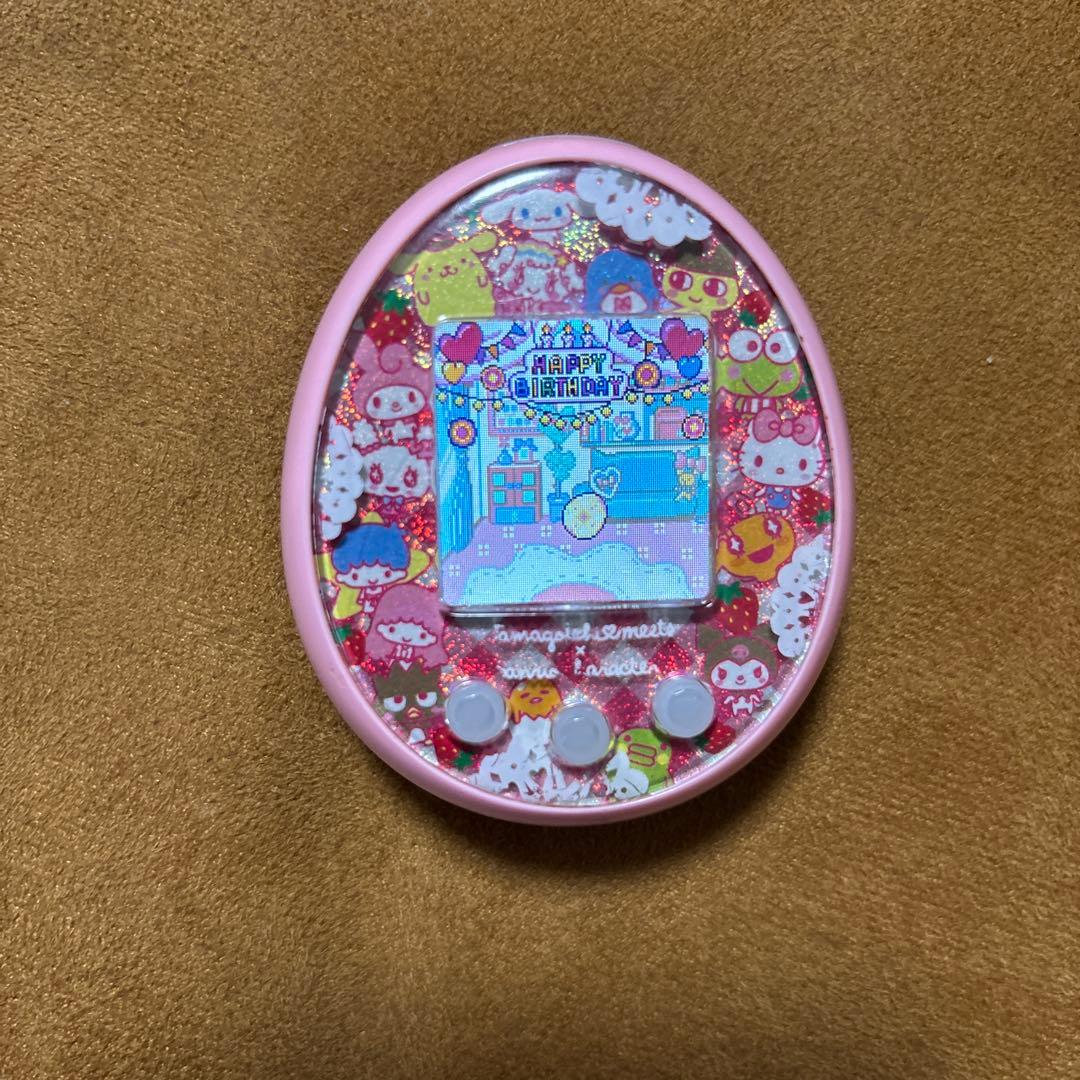 バンダイ たまごっちみーつ サンリオキャラクターズみーつVer ピンク