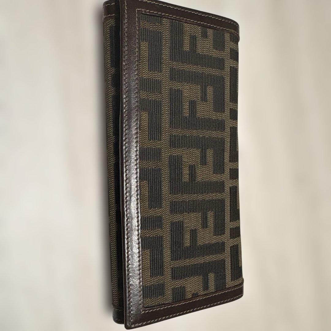 FENDI 長財布　美品