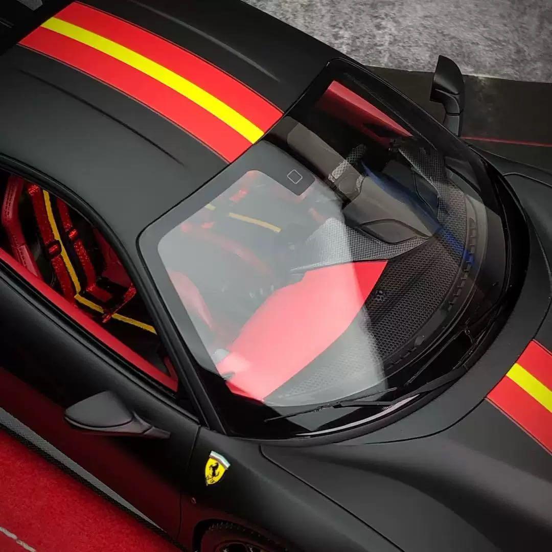 特注モデル MR モデル 1/18 フェラーリ 488 ピスタ ミニカー