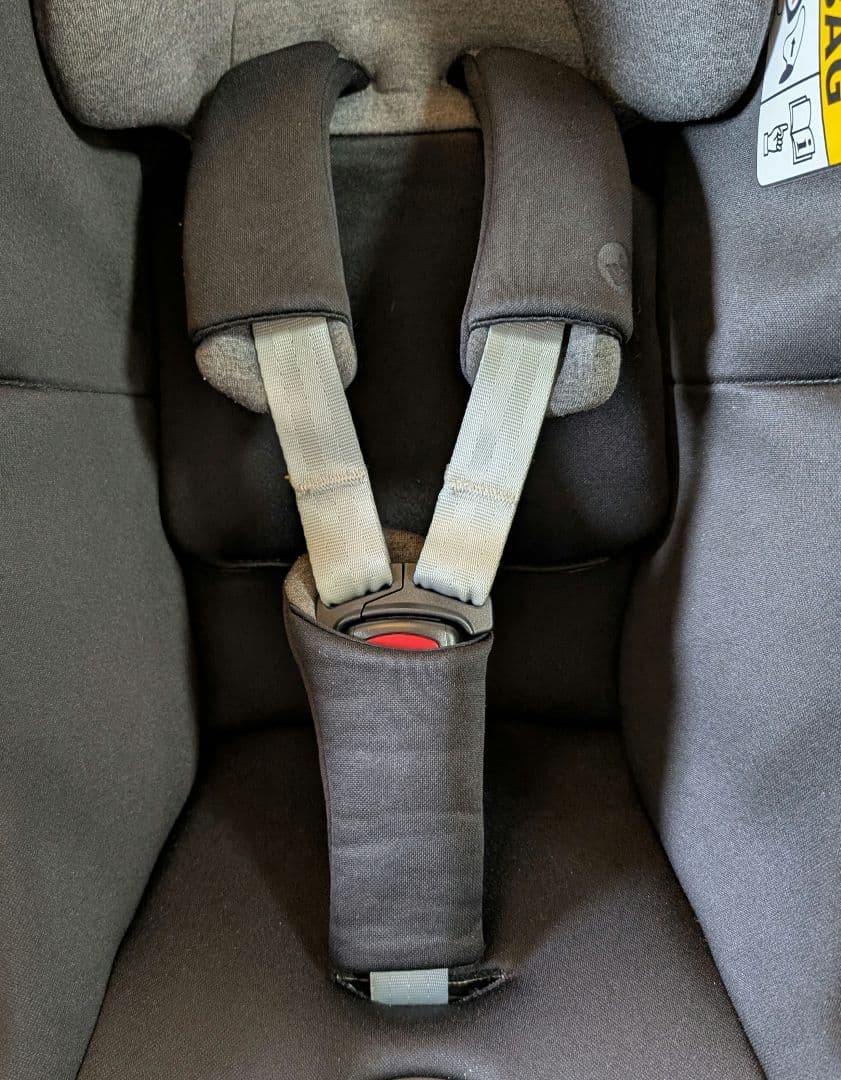 チャイルドシート Maxi-Cosi PEBBLE 360 ESSENTIAL BLACK