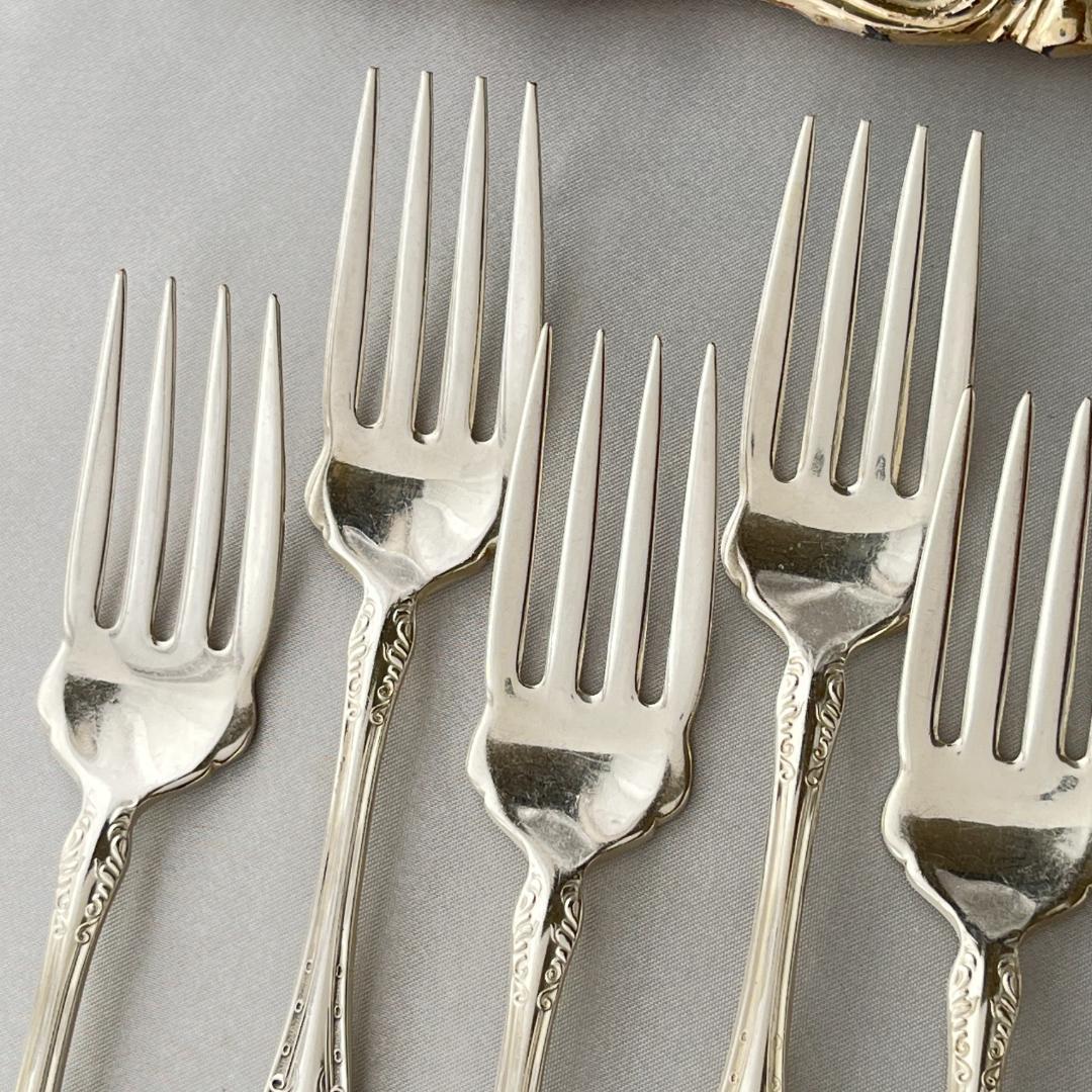 【National Silver】 クイーンエリザベス サラダフォーク 8本