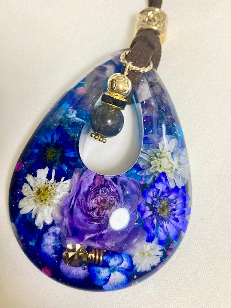 宇宙玉レジン/宇宙に咲く花【のんちゃん様専用】 - メルカリ 宇宙玉