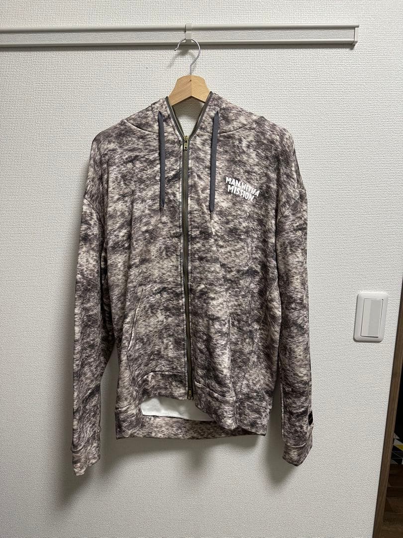 10th お毛並みパーカー MAN WITH A MISSION マンウィズ MAN WITH A