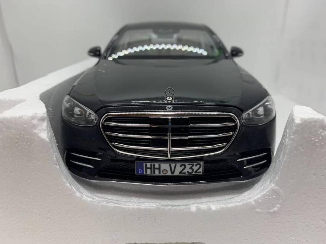201-002 ノレブ 1/18 メルセデスベンツ S-Class AMG