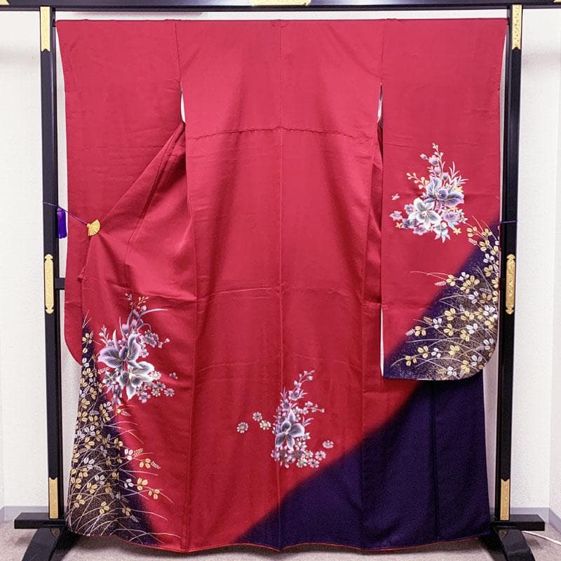 502z29☆振袖 金彩 個性的 花 萩 赤×紫☆美品 成人式