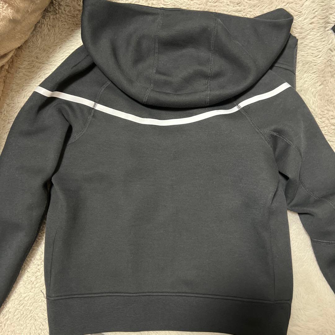 NIKE テックフリース
