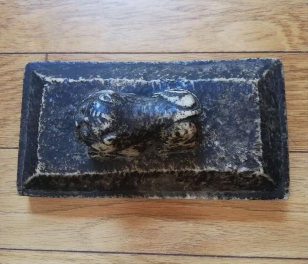 貴重中国骨董 旧蔵した【元時代漢白玉異獸彫刻大文鎮】運気を