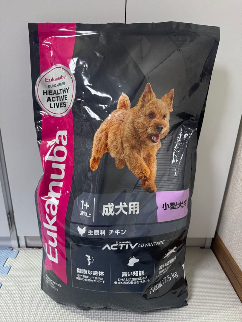 Eukanuba 成犬用 小型犬用 ドライフード 7.5kg (約7kg) - メルカリ