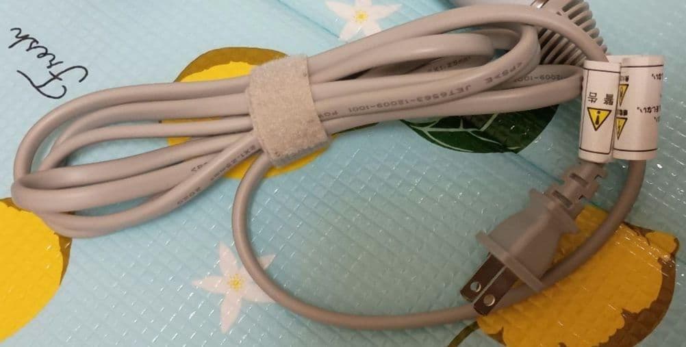 KINUJO キヌージョ ヘアドライヤー 美品 限定色 ペールブルー 絹女