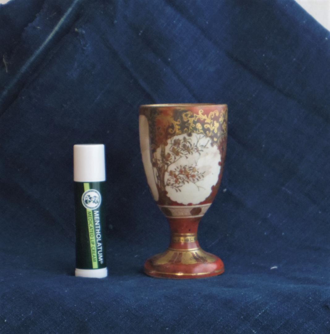 九谷杯「大日本於九谷 芙蓉堂.....」　明治期　★色絵の摩耗があり