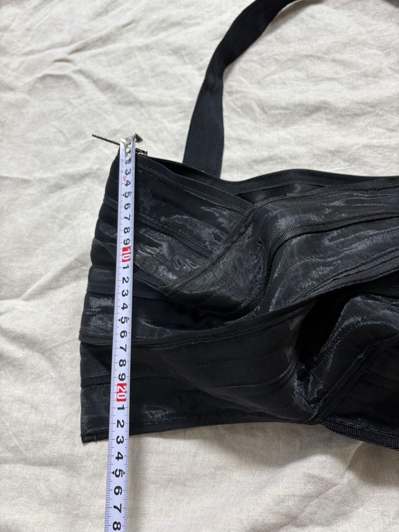 カオパオシュウ　黒　ブラック