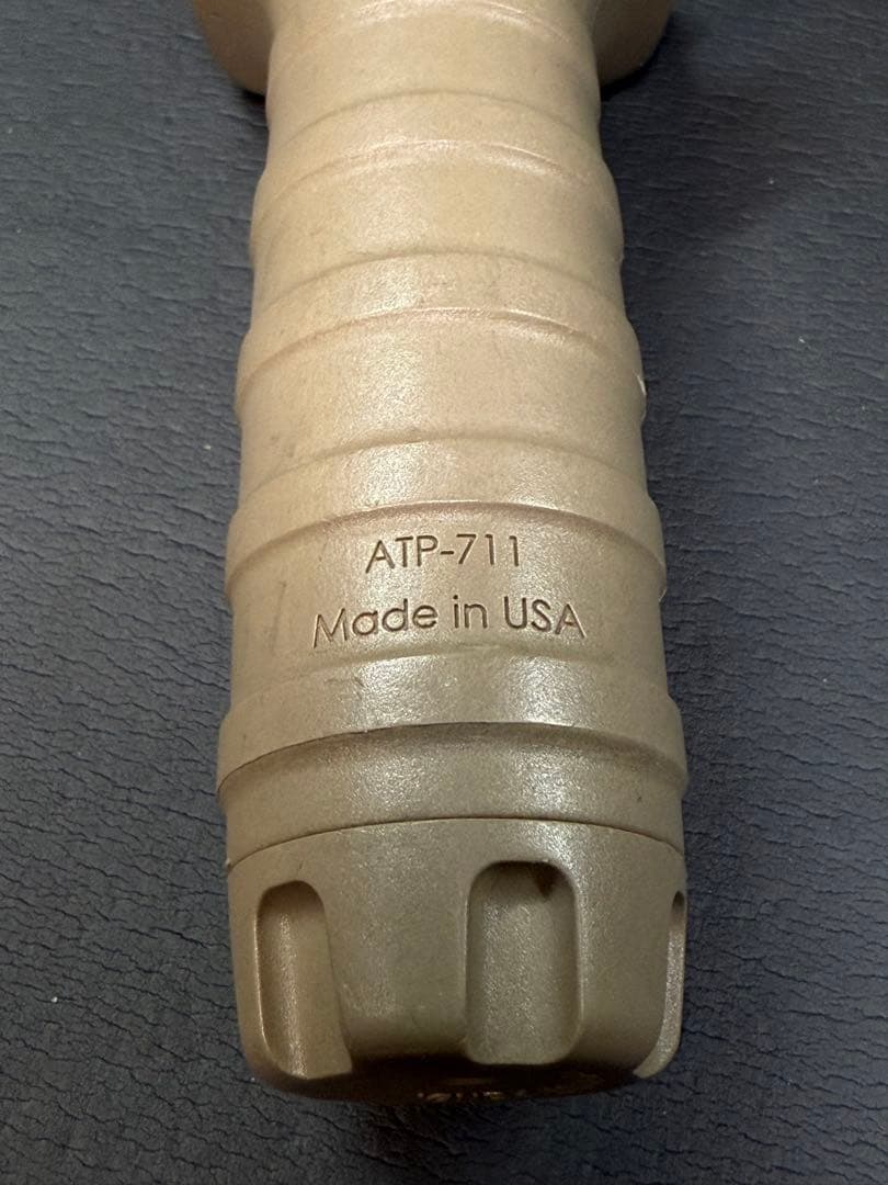 官品　タンゴダウン　実物グリップ