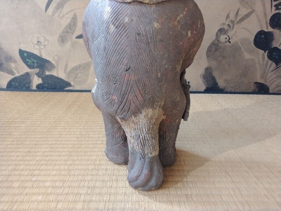 ウッシッシとほくそ笑む図太いタヌキ 骨董 古美術 狸人形 置物 縁起物 開運