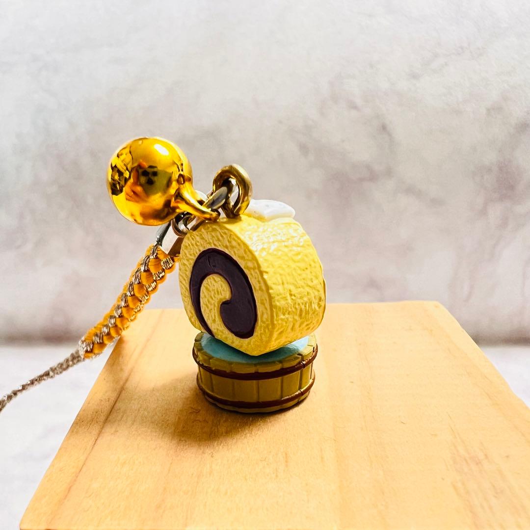 商*m様 愛媛限定キティーちゃんスクイーズストラップタルトバージョン