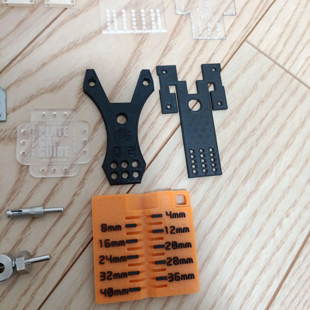 ミニ四駆 プレート 治具 ベアリングチェンジャー ローラー圧抜き