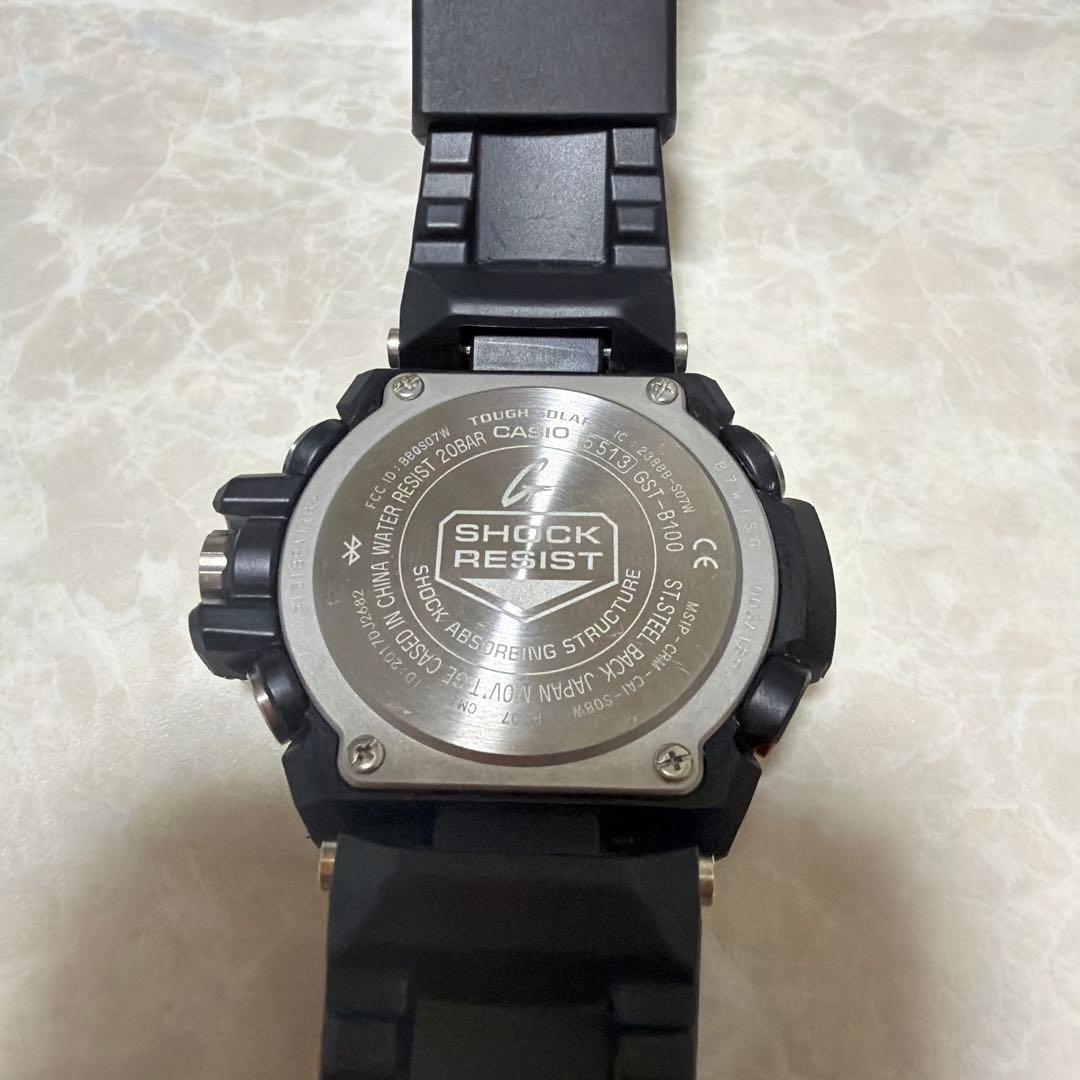 G-SHOCK GST-B100-1AJFソーラー充電システム