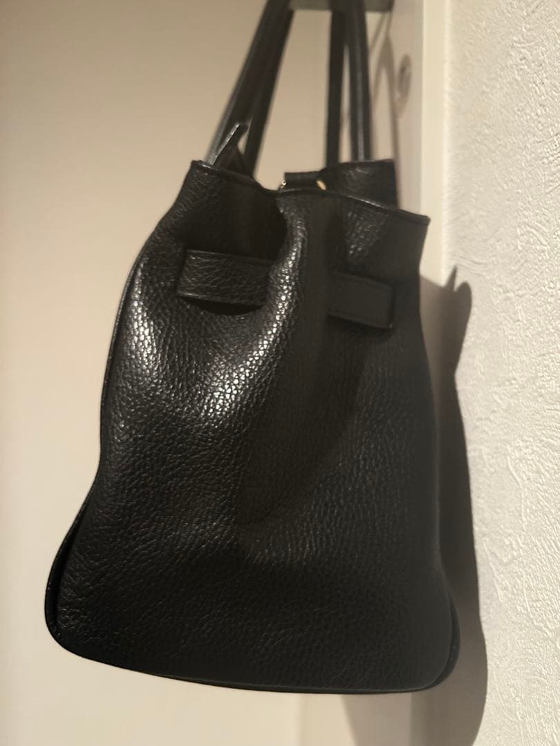 ミロスレザー ショルダーバッグ黒