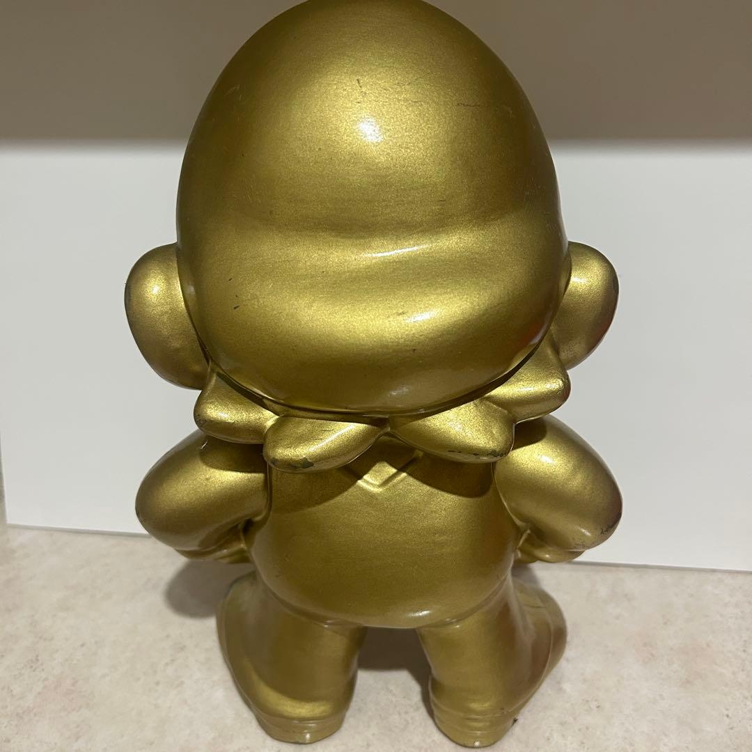 激レア　ゴールド マリオ フィギュア