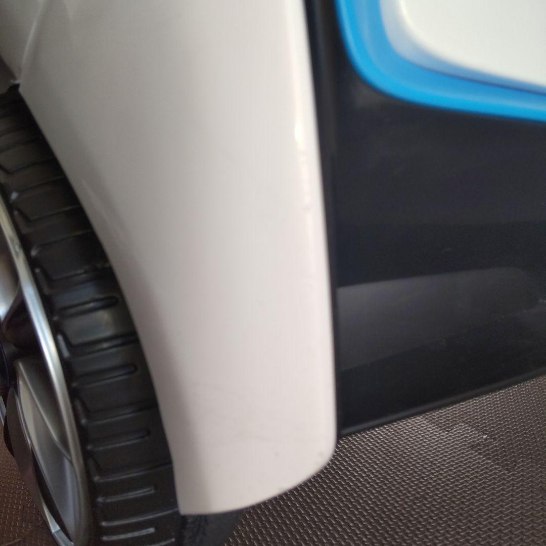 トイザらス　BMW i8 Concept Spyder 子供用電動自動車