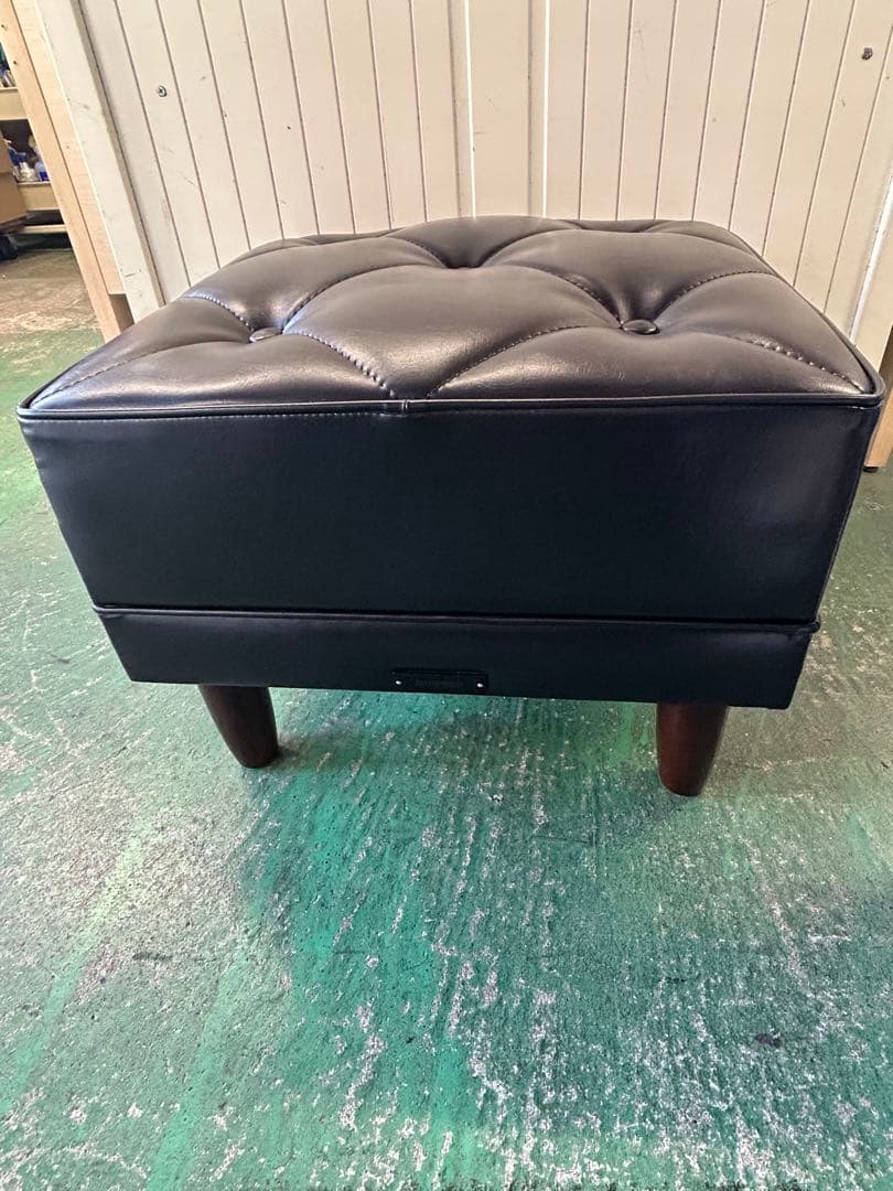 KARIMOKU60 カリモク オットマン ブラック