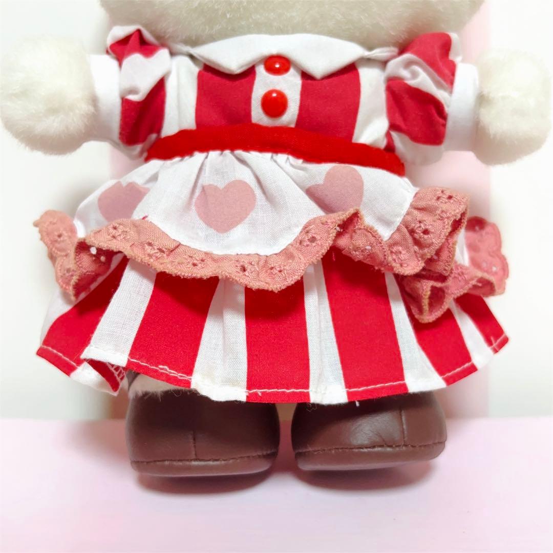 激レア　ハローキティ　バースデーメッセージ　ぬいぐるみ　ウエイトレス　メイド