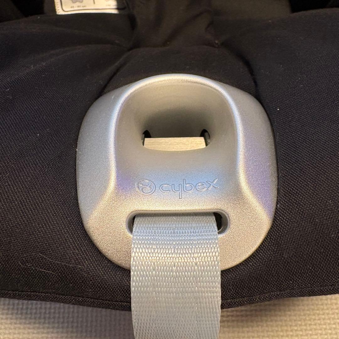 cybex CloudZ i-size ベースあり ワンオーナー