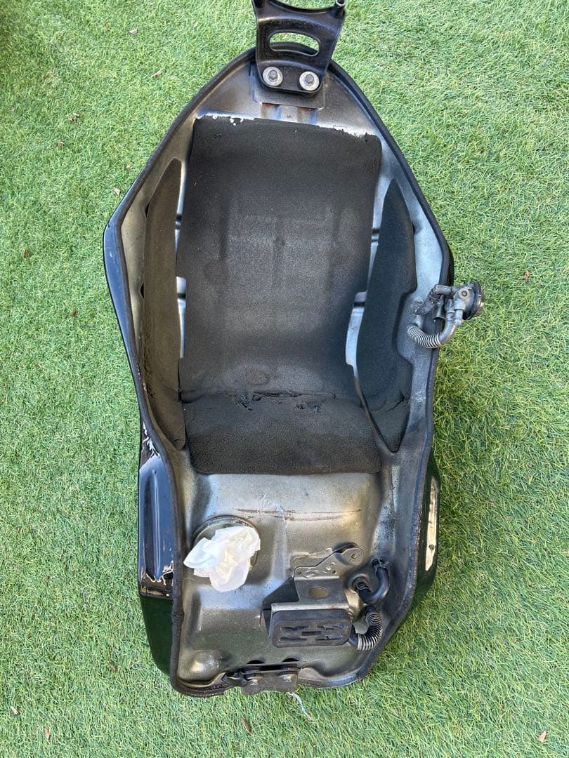 純正品】zzr1100 D型 ガソリンタンク フューエルタンク カワサキ