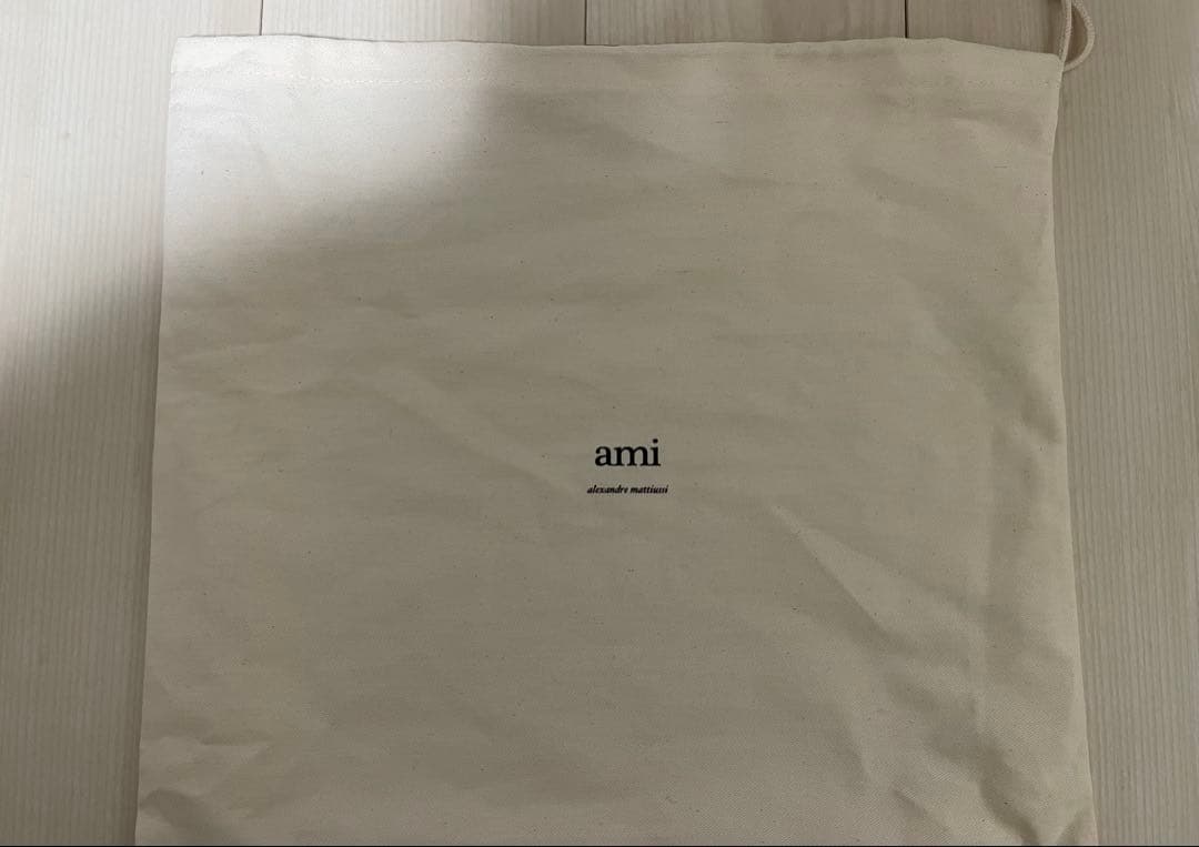 AMI PARIS黒 ショルダーバッグ