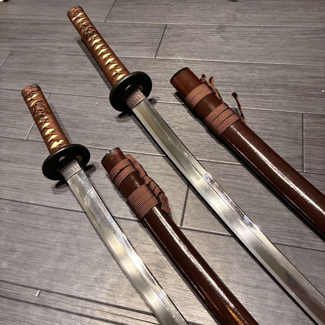 高級模造刀　居合刀　 美術刀剣　太刀　脇差　大小セット　深茶拵え