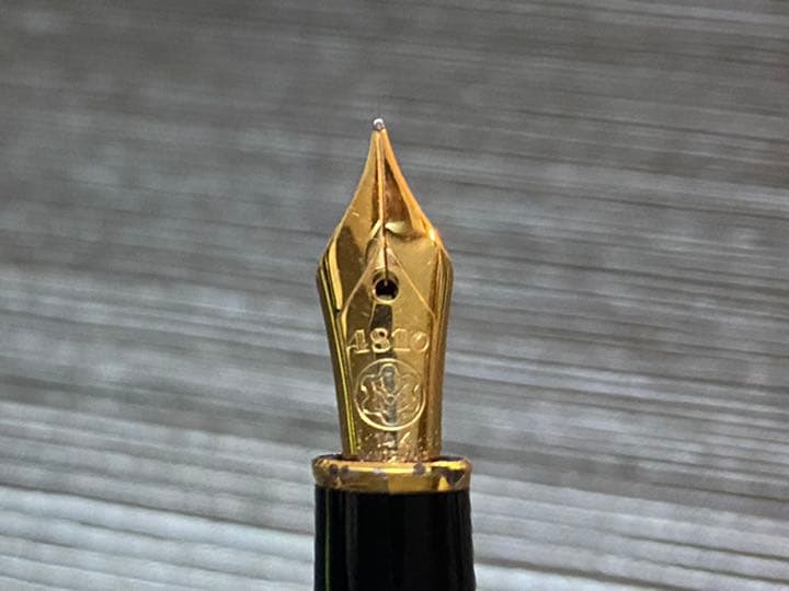 モンブラン マイスターシュテュック 144 万年筆 F（細字） 全金