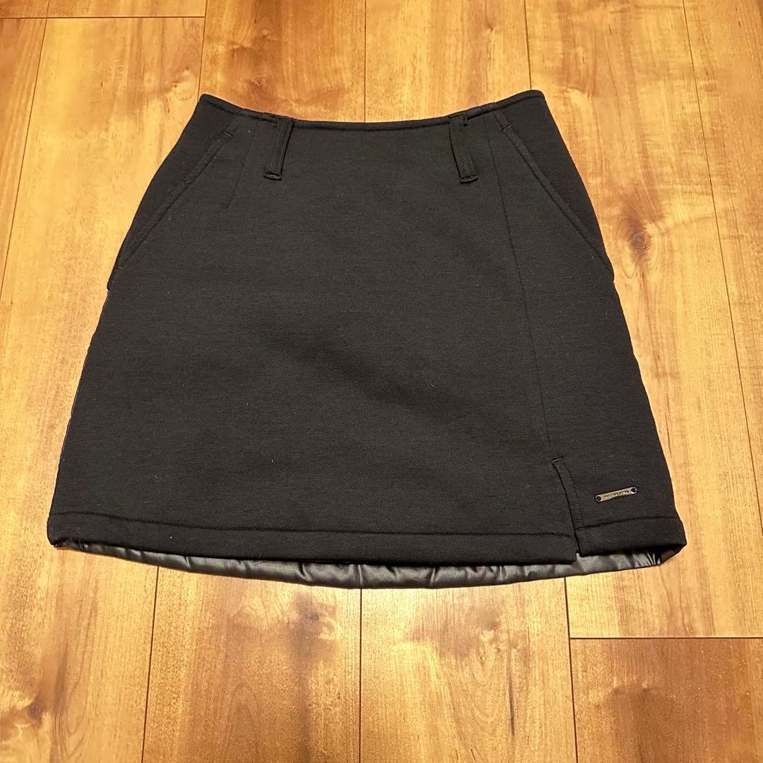 美品‼️ ダウンスカート　中綿　保温　秋冬　サイズ36 ブラック　ゴルフウェア