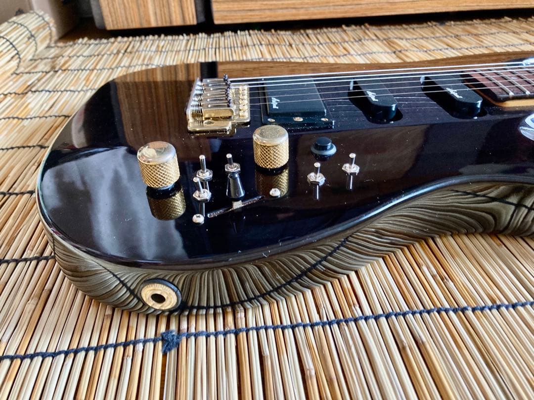 ☆値下早い者勝ち ☆多機能満載　AriaPro II MAGMA SSH ST