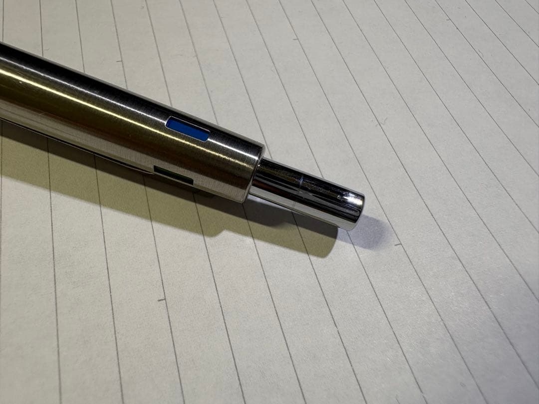 パイロット　細字4色　ボールペン　振り子式　廃番