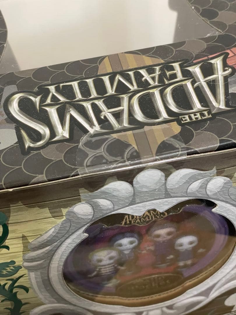 Polly Pocket Compact＊ポーリーポケット×アダムスファミリー