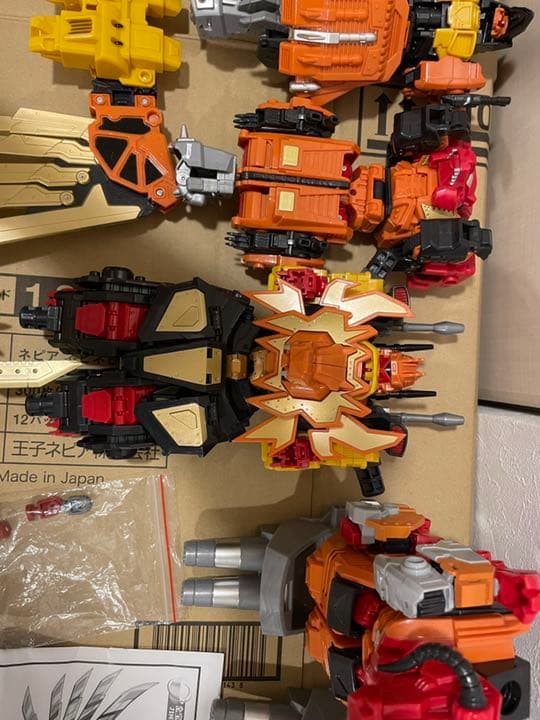 ナノシオン様専用 非正規 jinbao プレダキング風 トランスフォーマー
