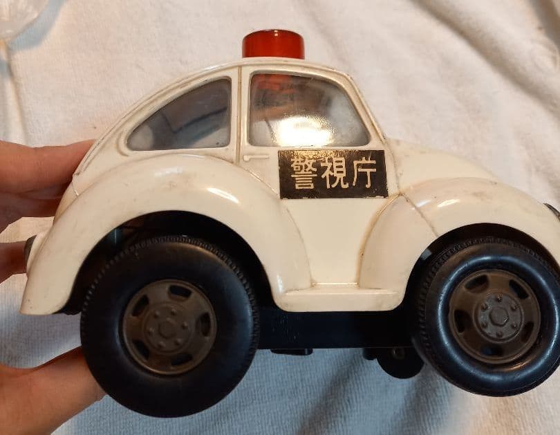 パトカー　昭和レトロ