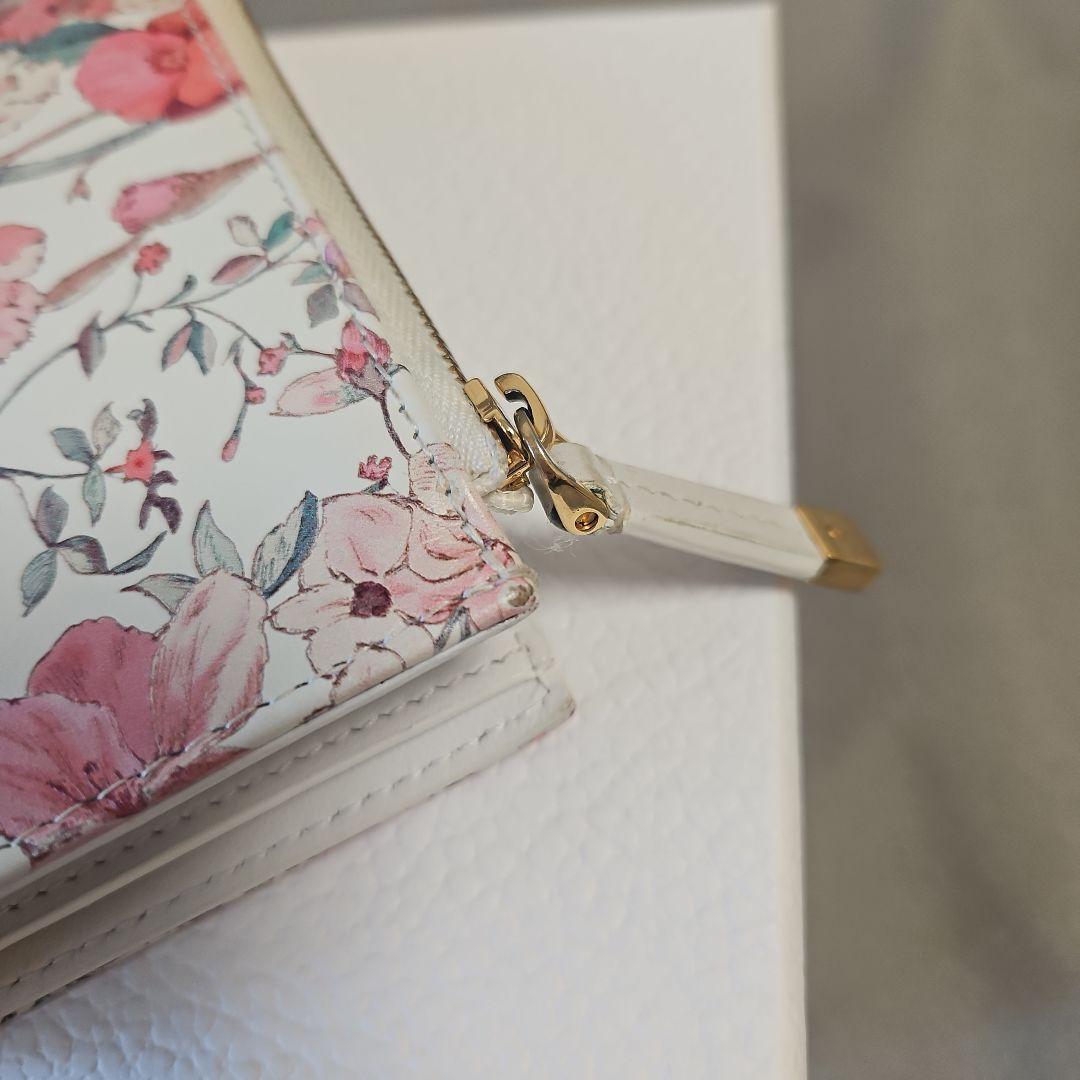 日本限定】Dior Caro Dahlia ウォレット フラワー 二折財布