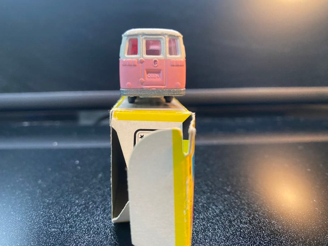 トミカ 60 三菱 ローザ 幼稚園 バス スーパーギフト 仕様 黒箱