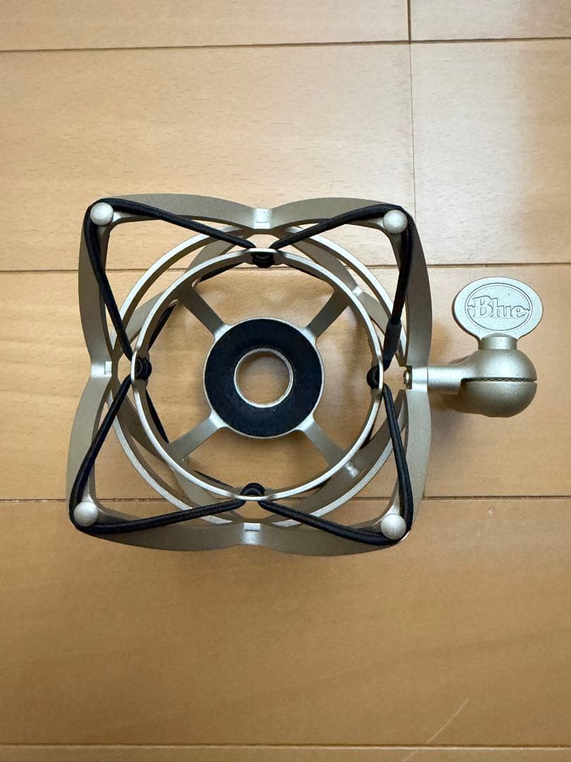 Blue baby bottle SL ショックマウント付き