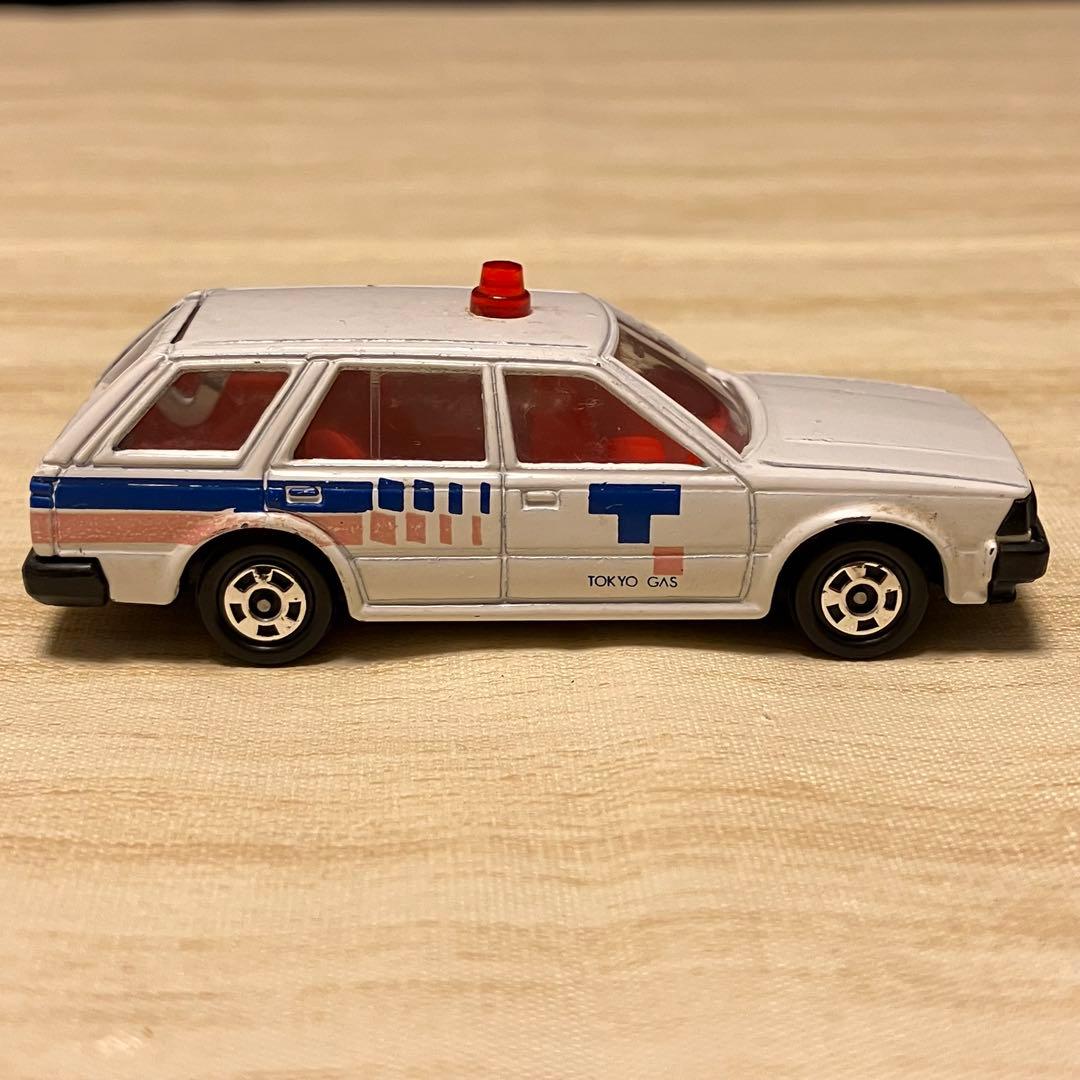 トミカ 日産 ブルーバード ワゴン NO.34 1/60 東京ガス