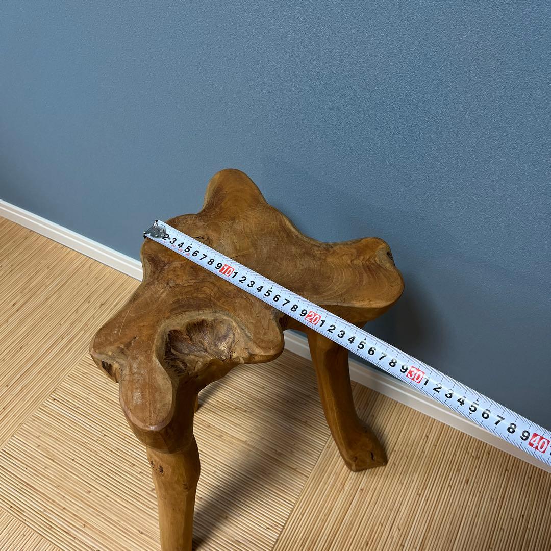 木製スツール 自然な形状 ナチュラルウッド