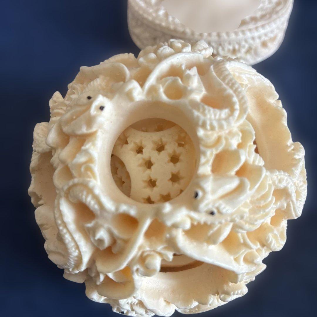 天球多層球、馬の彫刻 大小2球オブジェ 凡そ高さ約27cm球