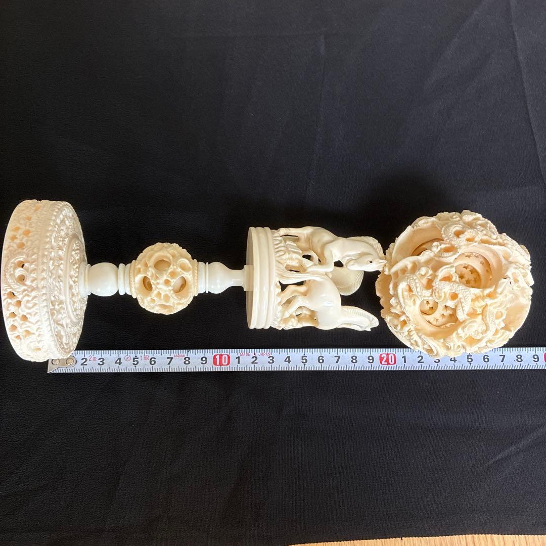 天球多層球、馬の彫刻 大小2球オブジェ 凡そ高さ約27cm球