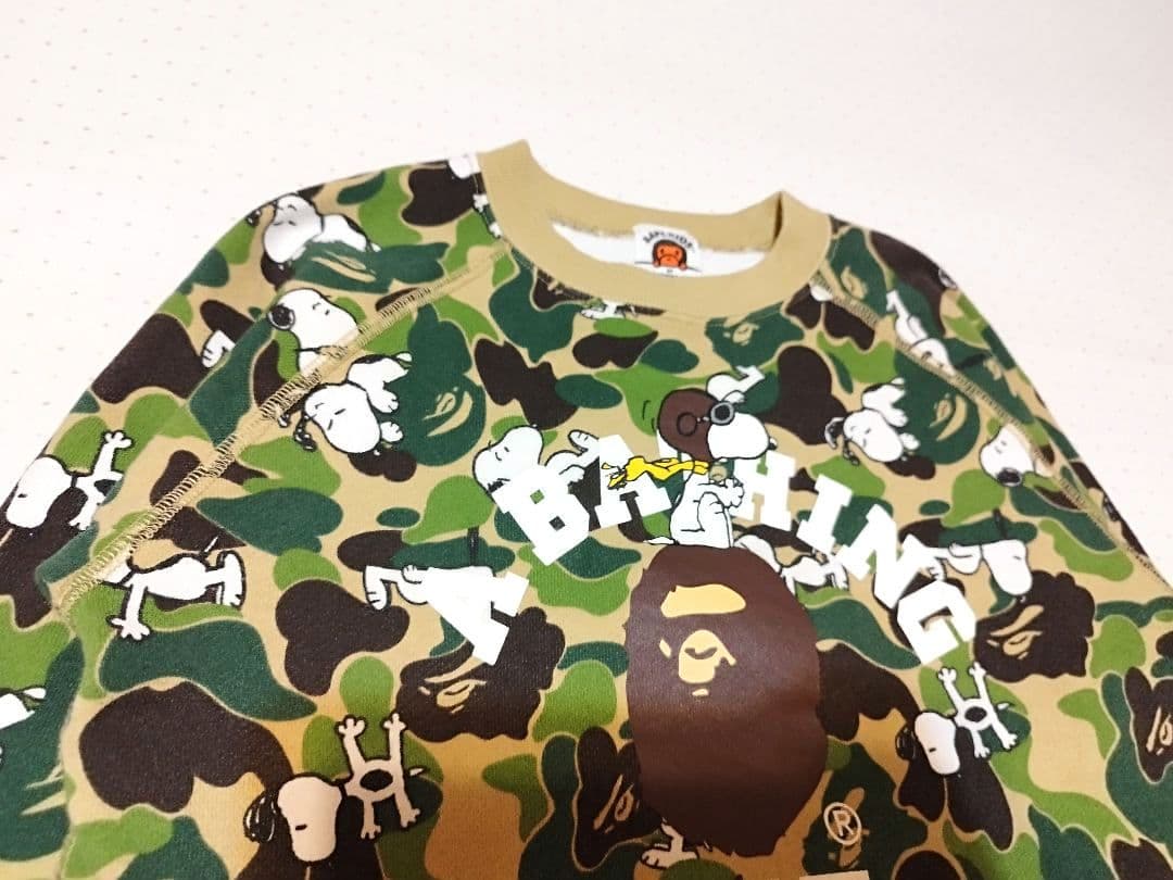 アベイシングエイプ　スヌーピー　迷彩柄　トレーナー　110 ABC CAMO