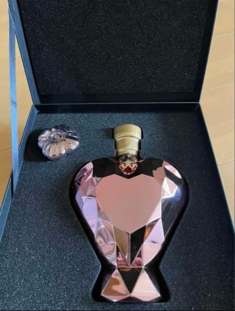 シェイプハート shape heart 高級ブランデー ピンクお酒 - メルカリ