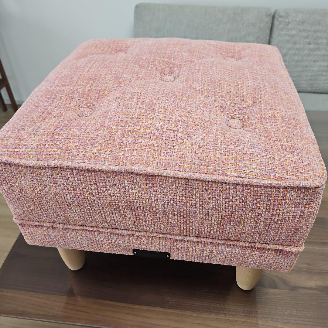 やきいも！　　土日発送のみ‼　カリモク60　オットマン　ピンク